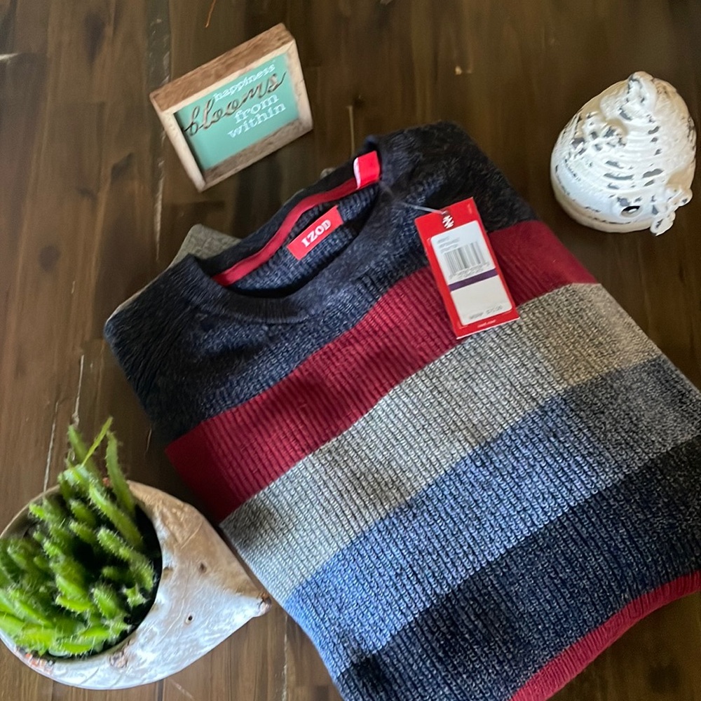 Brand New Mens Izod sweater